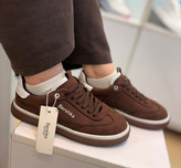 ونس Bershka